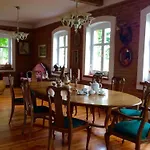 Nyaraló Anwesen Mit Garten- Grill Und Terrasse By Interhome *