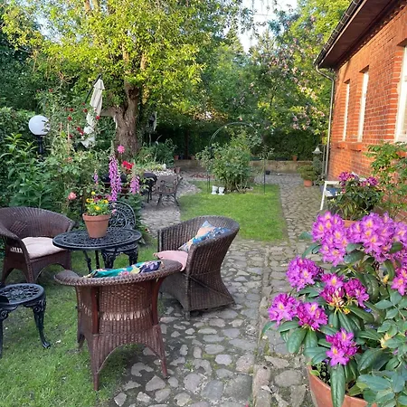 Anwesen Mit Garten- Grill Und Terrasse By Interhome *