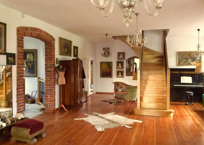 Anwesen Mit Garten- Grill Und Terrasse By Interhome