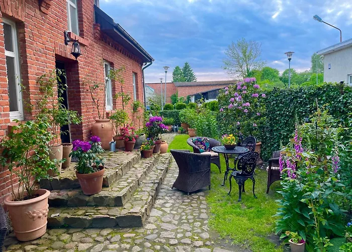 Anwesen Mit Garten- Grill Und Terrasse By Interhome Feriehus