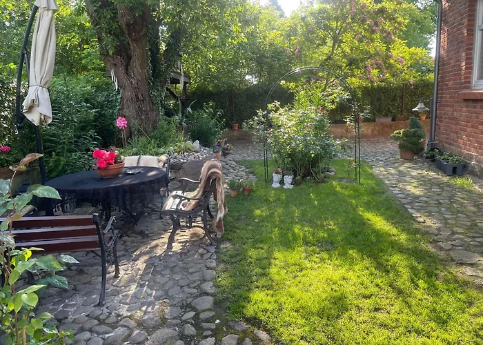 Anwesen Mit Garten- Grill Und Terrasse By Interhome Feriehus *