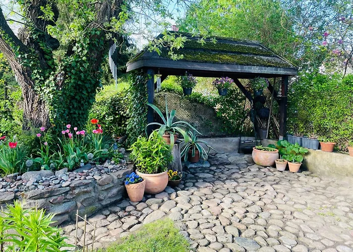 Feriehus Anwesen Mit Garten- Grill Und Terrasse By Interhome